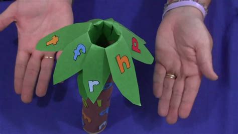 Chicka Chicka Boom Boom Tree Craft For Preschool and Kindergarten - YouTube