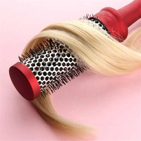 Your Comprehensive Guide to the Best Curling Brush