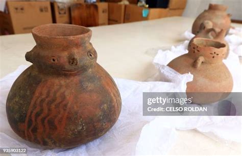 200 Inca Pottery Stock Photos, High-Res Pictures, and Images - Getty Images