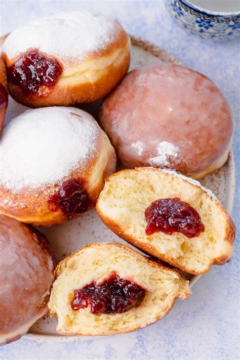 Easy Paczki Recipe | Dandk Organizer