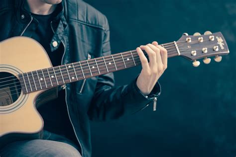 Man Playing Guitar Royalty-Free Stock Photo