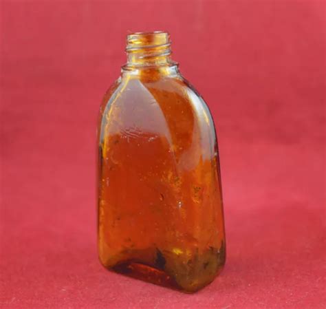 GERMAN WW2 WEHRMACHT Soldier Medic Nivea Glass Bottle War Relic #1 $14. ...