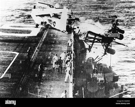 USS Decatur (DD-936), 1964, collision with USS Lake Champlain Stock Photo - Alamy