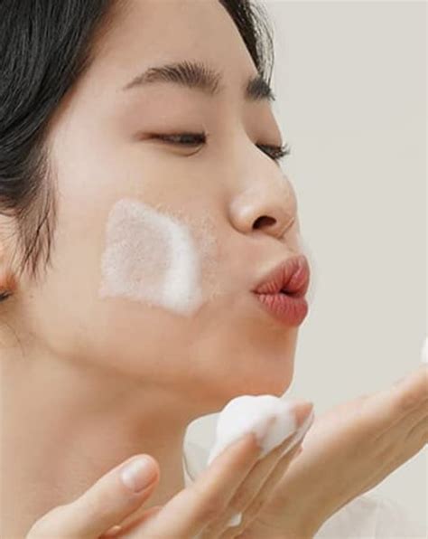 The Best Korean Face Wash for Your Oily, Dry, or Sensitive Skin