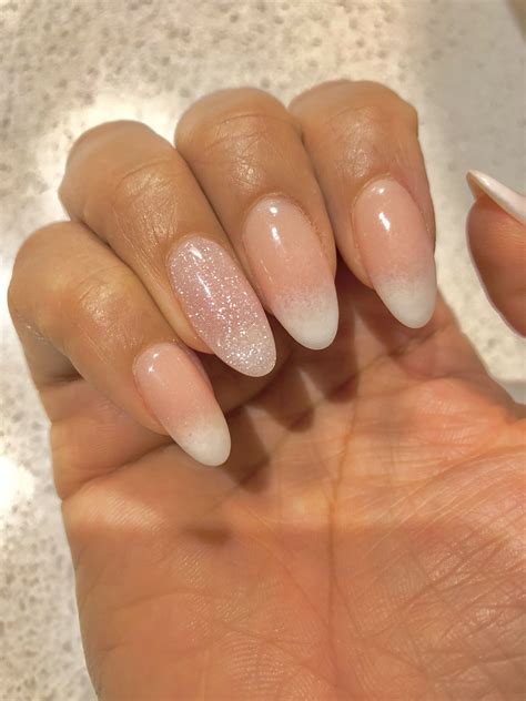 Natural nails ombre style Natural Ombre, Natural Nails, Ombre Nails ...