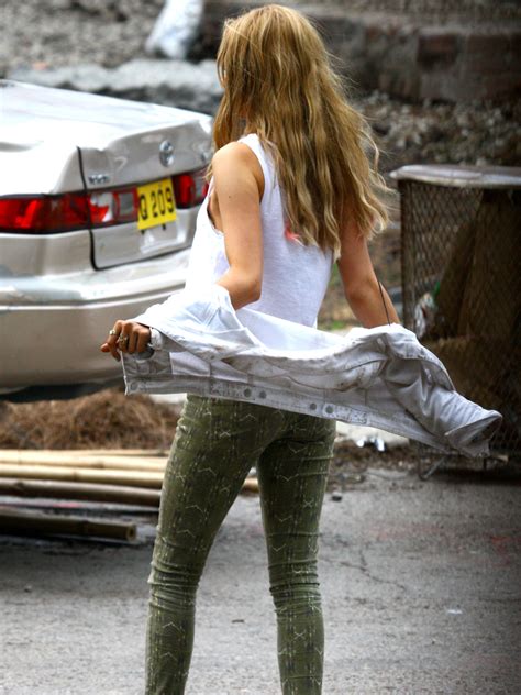 Nicola Peltz Transformers 4 set photos -01 | GotCeleb