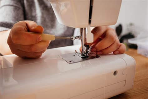 Sewing Machine Repairs Images – Browse 22,490 Stock Photos, Vectors ...