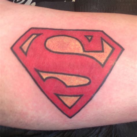 superman logo tattoo colour - Reds Tattoo