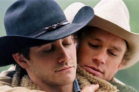 Brokeback Mountain Hug | Besos de película, Películas románticas, Parejas famosas