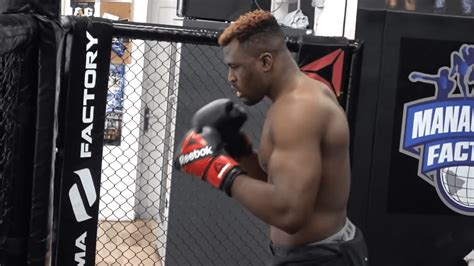 Watch :: Francis Ngannou: Knockouts To Inspire (Documentary)