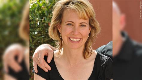 Former Arizona Congresswoman Gabby Giffords named Grand Marshal of 2023 ...