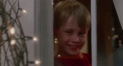 Home Alone Christmas Movies GIF - Find & Share on GIPHY