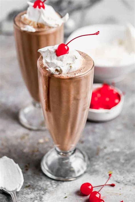 Top 3 Chocolate Milkshake Recipes