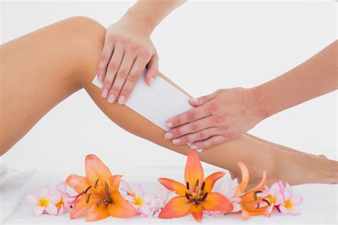 FULL LEG WAXING – Le Posh Wellness