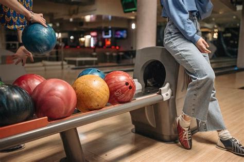 Common Bowling Injuries and How to Prevent Them - Richmond 40 Bowl | Richmond, IN