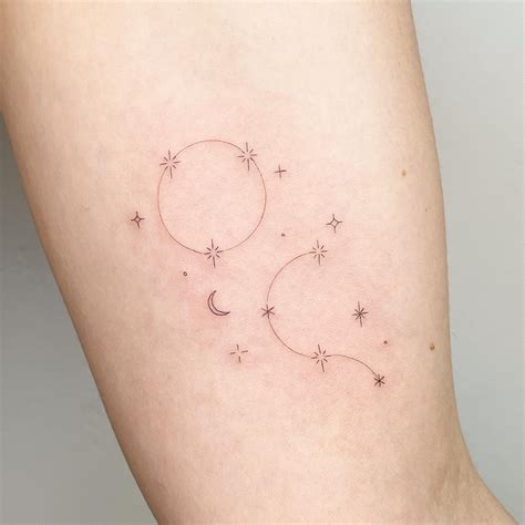 One line tattoo by Sop Tattoo | iNKPPL