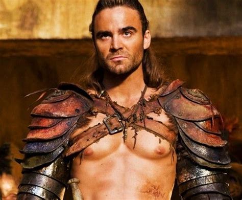 Gannicus - dustin-clare Photo Spartacus Vengeance, Spartacus Tv ...