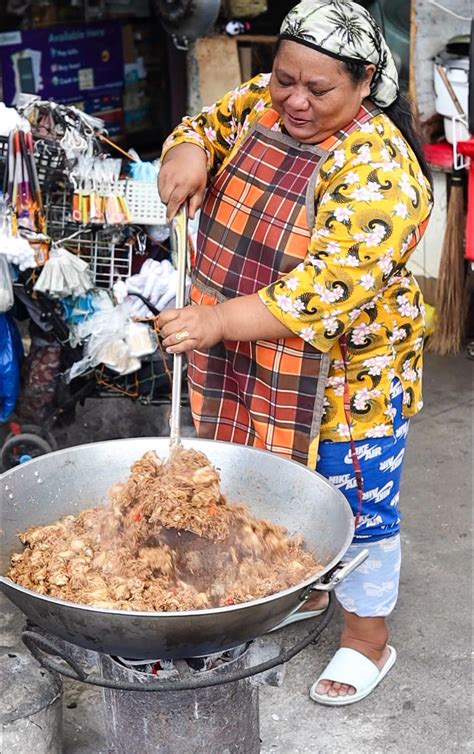 25 Pesos MEAL in Quiapo Muslim Town (Chicken Rendang) | 25 Pesos MEAL ...