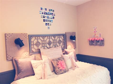 Polaroid photo heart room decor, rustic bedroom, day bed, DIY headboard. Bedroom ideas | Rustic ...