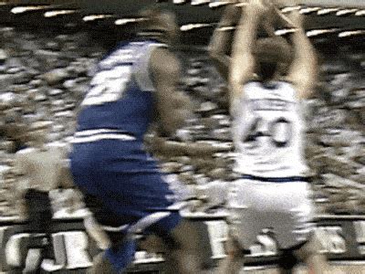 Wayman Tisdale — Sacramento KingsMore 80s & 90s NBA gifs at:... on Make a GIF