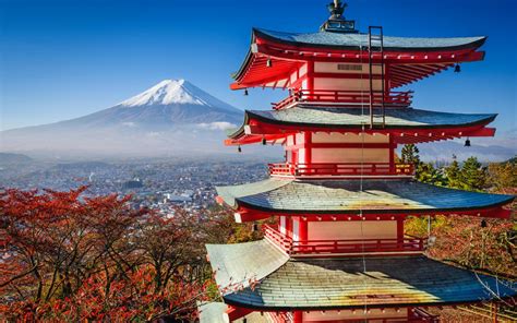 10 amazing ways to see Japan