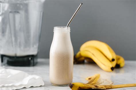 Banana Milk (vegan, dairy-free) - Downshiftology