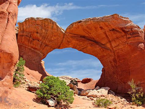 Broken, Sand Dune and Tapestry Arches Loop in Arches National Park near Moab, Utah