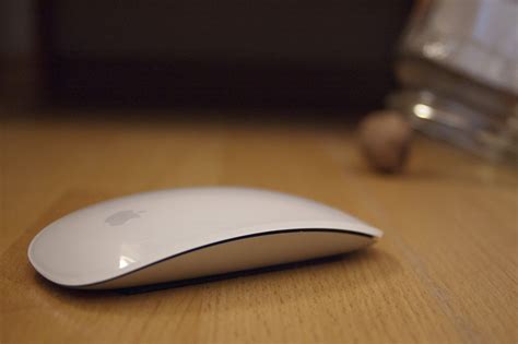 Apple Magic Mouse—Review and How to Use It