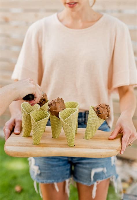 End of Summer DIY to Try: How to Make an Ice Cream Cone Holder from a Wood Serving Tray - Paper ...