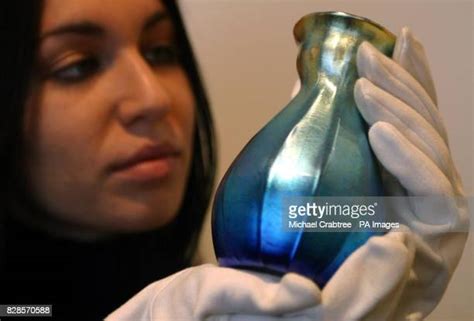 591 Tiffany Glass Stock Photos, High-Res Pictures, and Images - Getty Images
