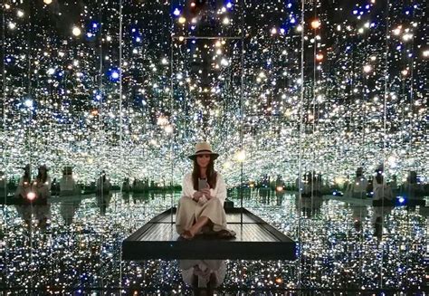 Catch The Broad's Livestream Of Yayoi Kusama's Infinity Room