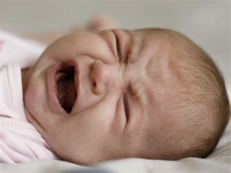 Why Does Baby Wake Up Screaming At Night - Baby Viewer