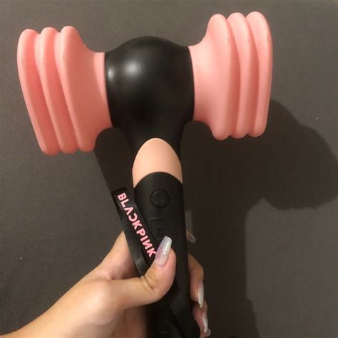 blackpink hammer bong v2 light stick, Hobbies & Toys, Memorabilia ...