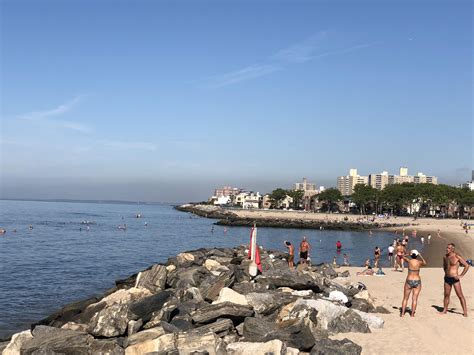 Manhattan beach in Brooklyn NY : r/beach