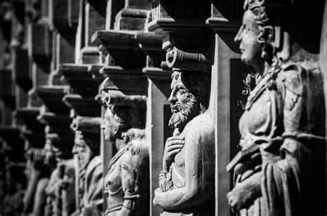 Grayscale Photography of Statues · Free Stock Photo