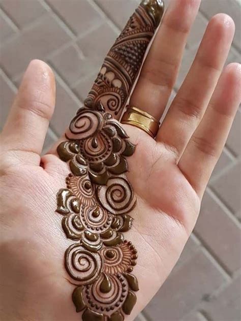 Arabic Bail Mehndi Design | Easy Mehndi Designs 2021