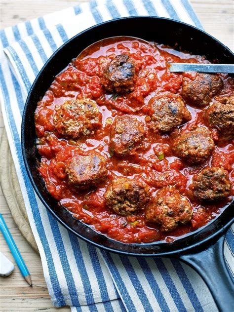 Tutustu 47+ imagen tomato pasta sauce for meatballs - abzlocal fi