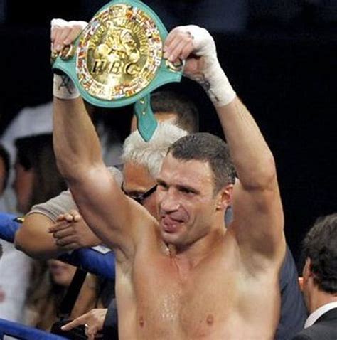 Vitali Klitschko stops Arreola after 10th round - mlive.com