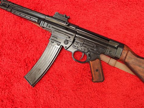 DENIX WW2 REPLICA GERMAN STG 44 SUB MACHINE GUN | JB Military Antiques