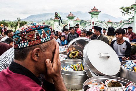 Nyadran: A Unique Javanese Tradition Welcoming Ramadan – The Diplomat