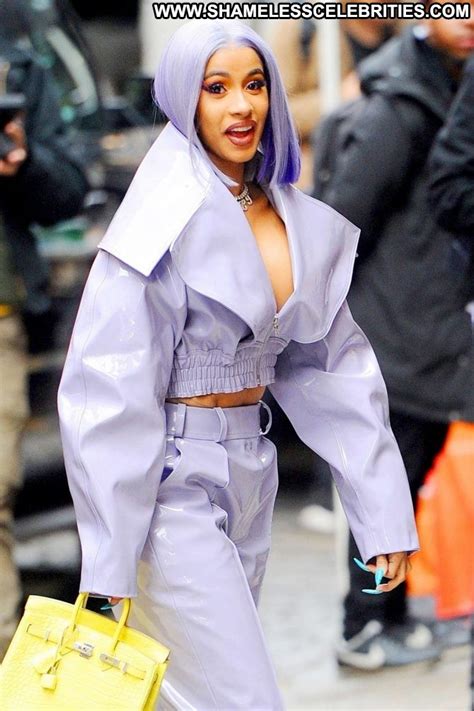 Cardi B No Source Celebrity Beautiful Babe Posing Hot Paparazzi Nyc