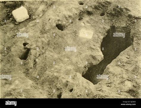 Ur excavations (1900 Stock Photo - Alamy