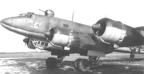 FW200-C3-18.jpg (26K)