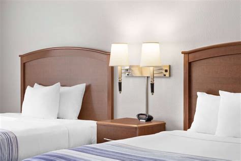 AmericInn by Wyndham Bemidji Bemidji | Bookonline.com