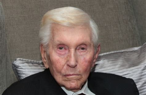 Sumner Redstone's Ex Seeks New Health Care Trial, With Help From The Bard