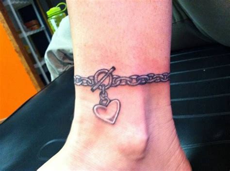 Pin de angela carmickal en tattoo de tobilleras | Tatuaje de pulsera, Tatuajes de brazalete en ...