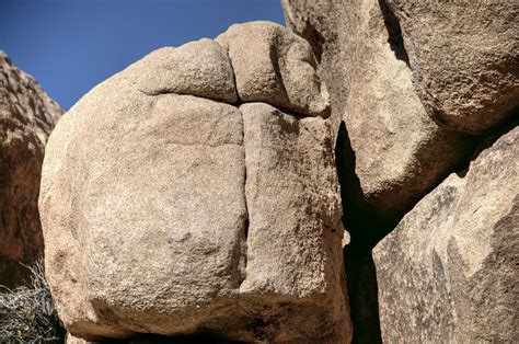 Boulder Rock Background - look at the cross! http://www ...