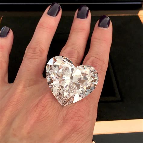 Graff Venus: largest flawless heart-shape diamond in the world | The Jewellery Editor