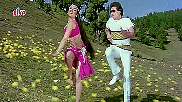 5 Jeetendra Dance Moves That You Need To Ape This Weekend