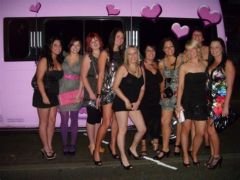 Mypinkbus.com Girls Night out pink party bus Cannock | Flickr